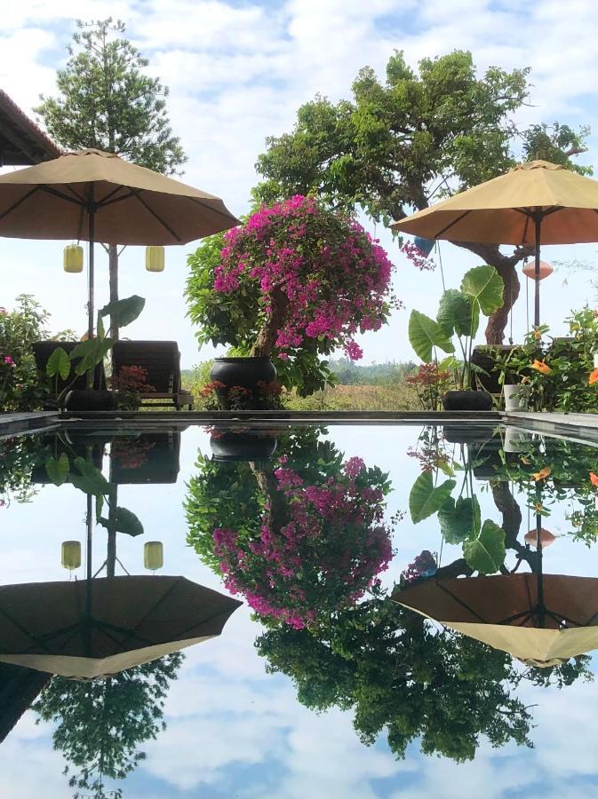 The Quin Riverside Villa ฮอยอัน ภายนอก รูปภาพ