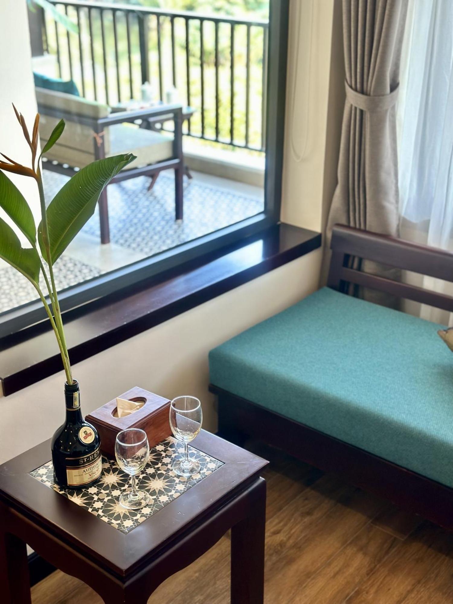 The Quin Riverside Villa ฮอยอัน ภายนอก รูปภาพ