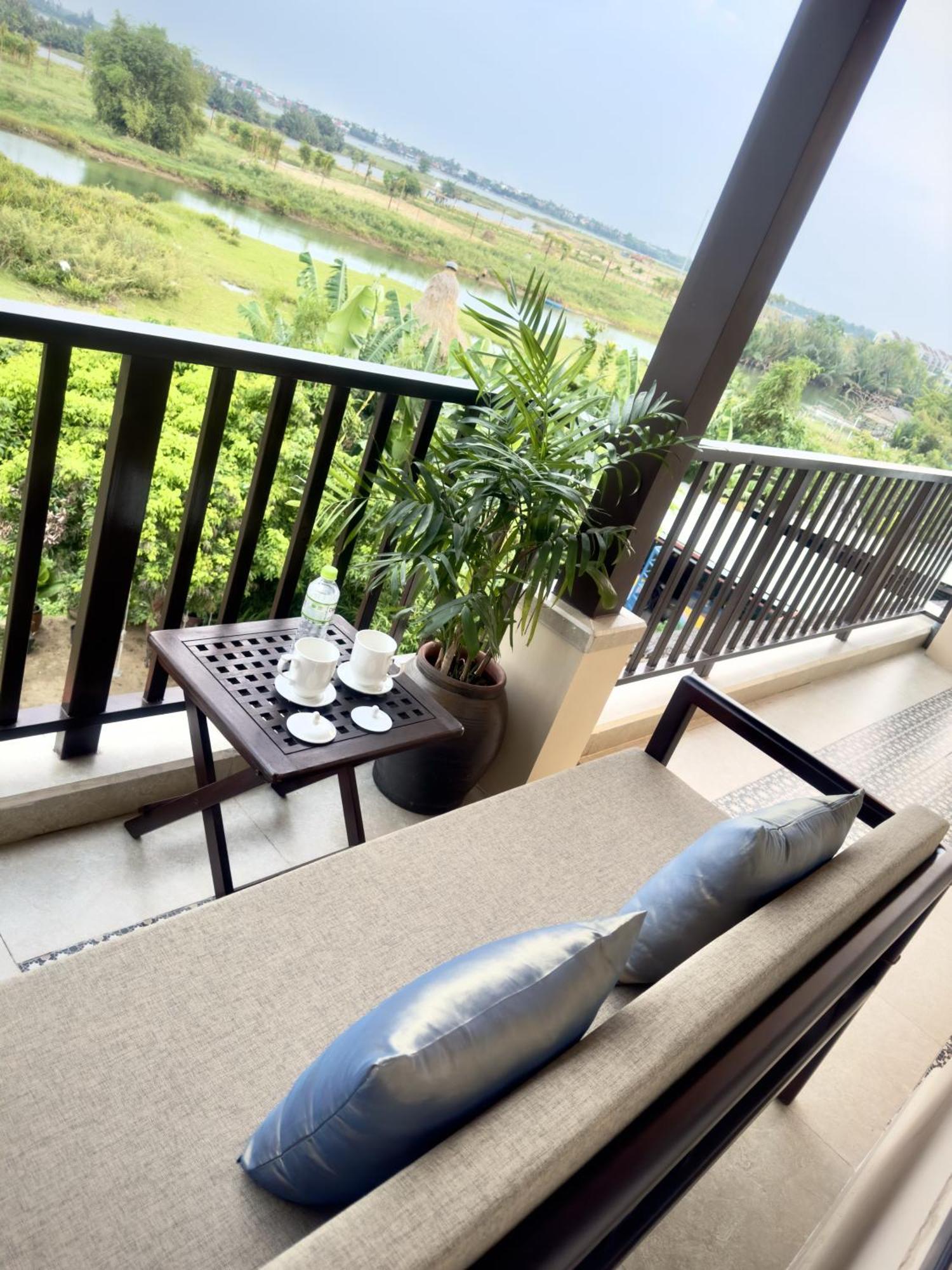 The Quin Riverside Villa ฮอยอัน ภายนอก รูปภาพ