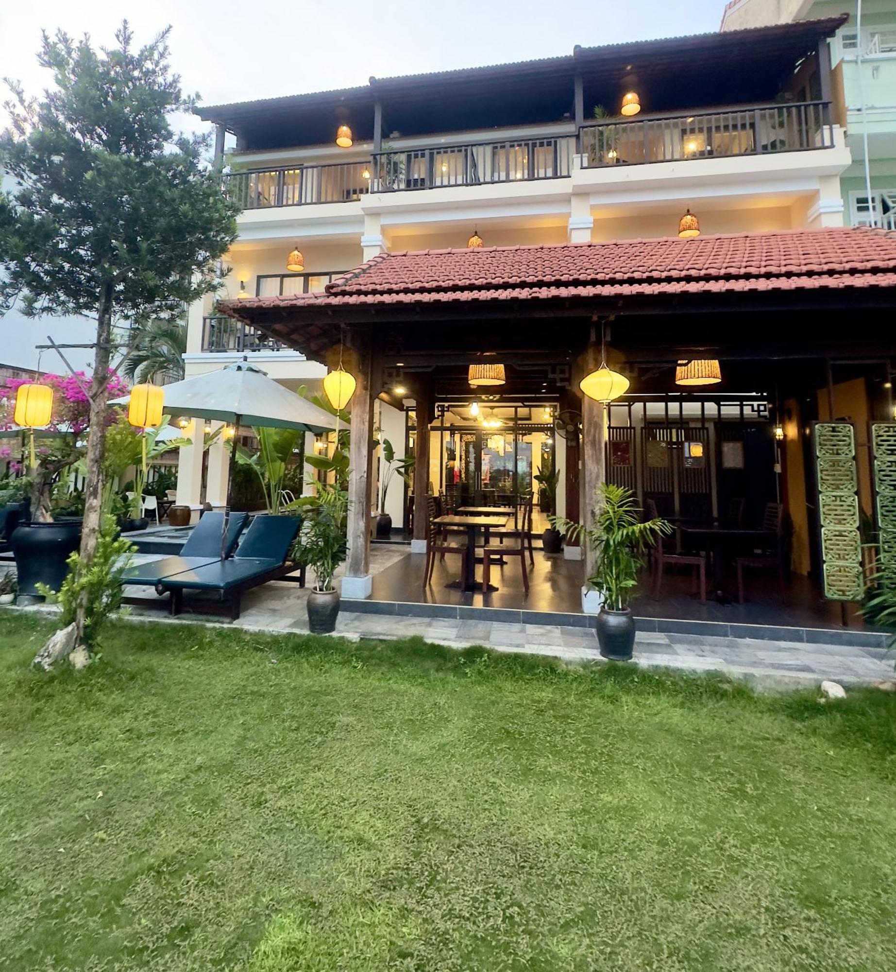 The Quin Riverside Villa ฮอยอัน ภายนอก รูปภาพ